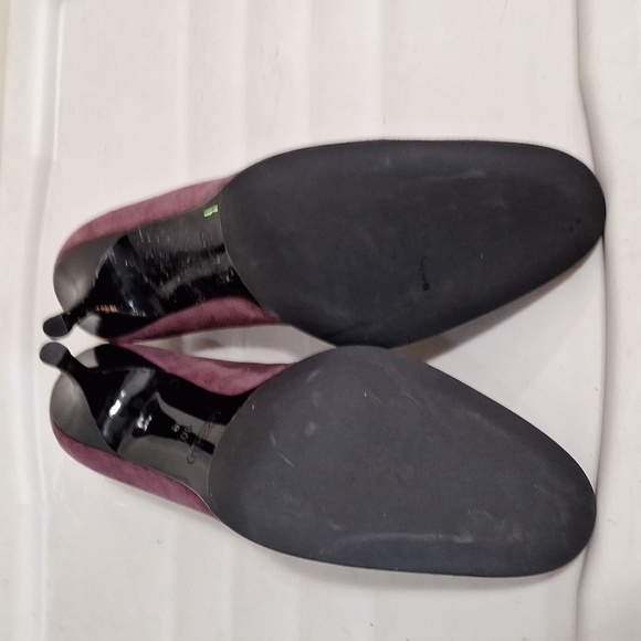 Coach "Aubry" leather suede slip-on loafer heels brass accent - 10 - merlot red - Picture 6 of 11